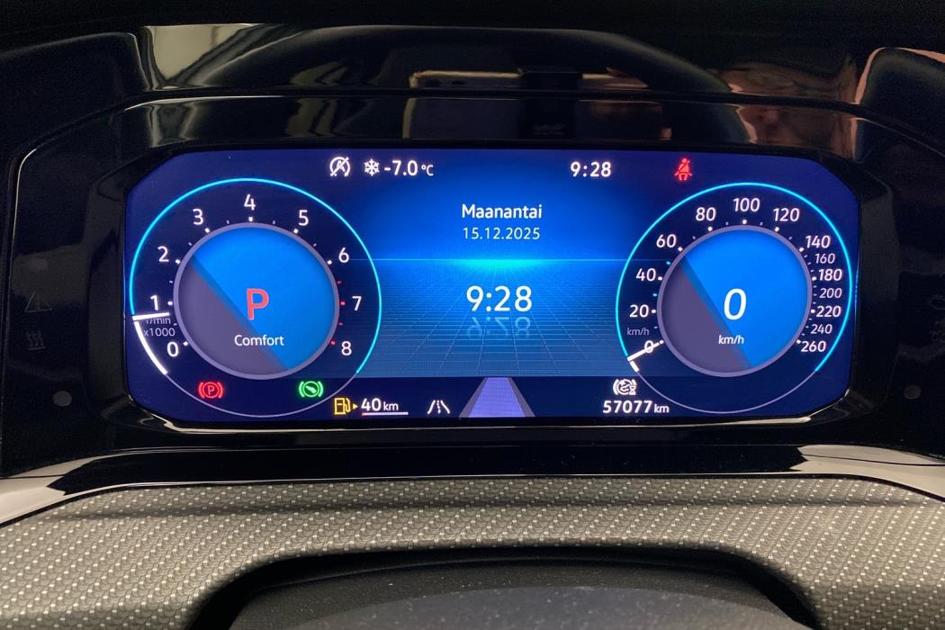 VOLKSWAGEN Golf 2022