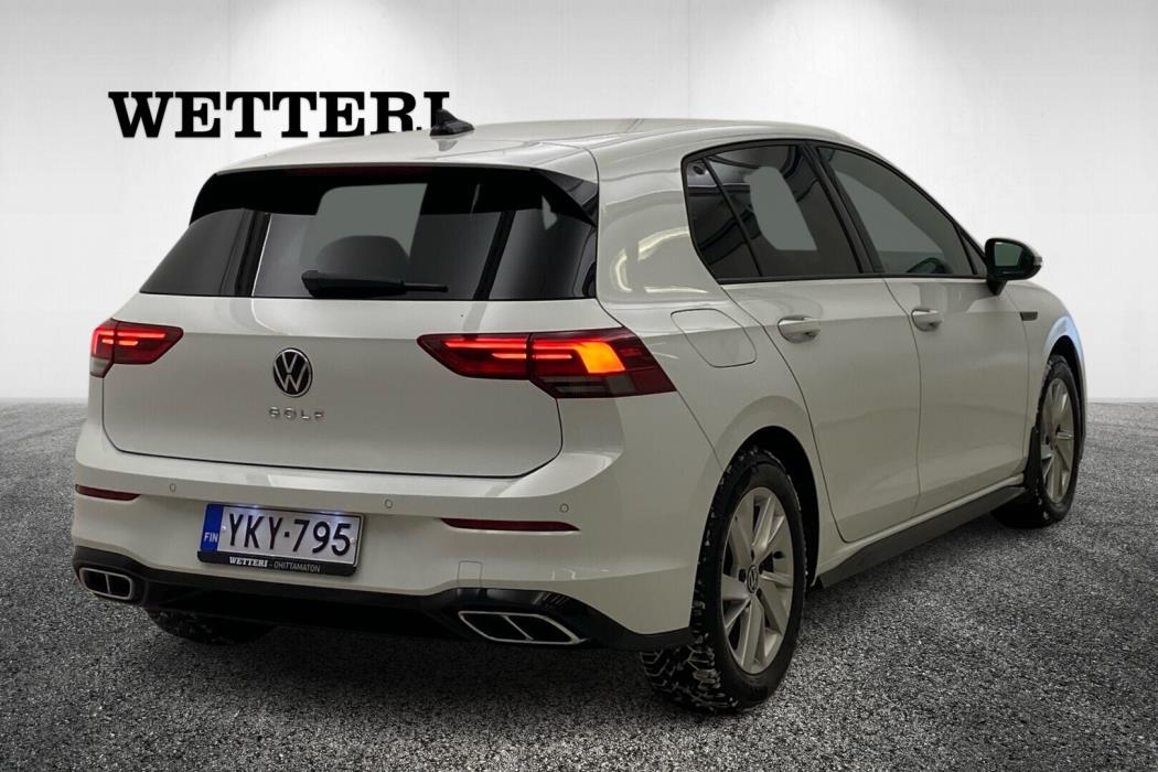 VOLKSWAGEN Golf 2022