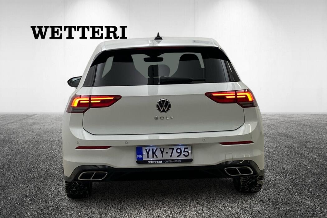 VOLKSWAGEN Golf 2022