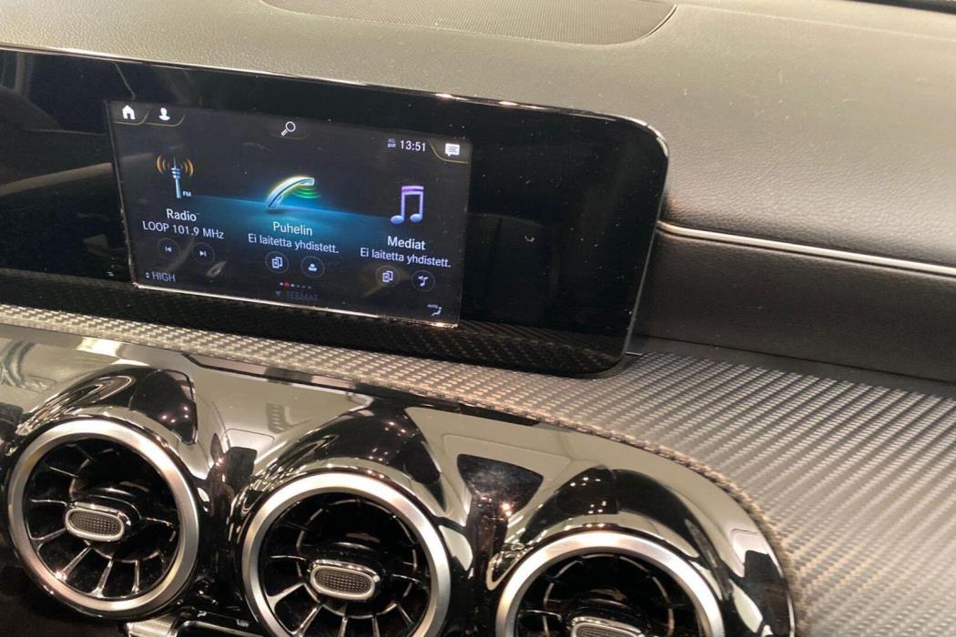 MERCEDES-BENZ A 2019