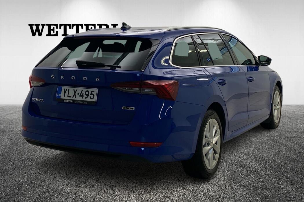 SKODA Octavia 2023