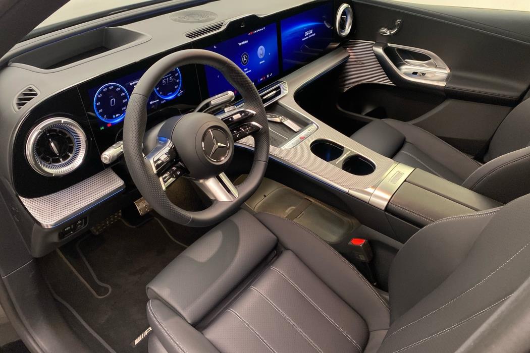 MERCEDES-BENZ GLC 2026