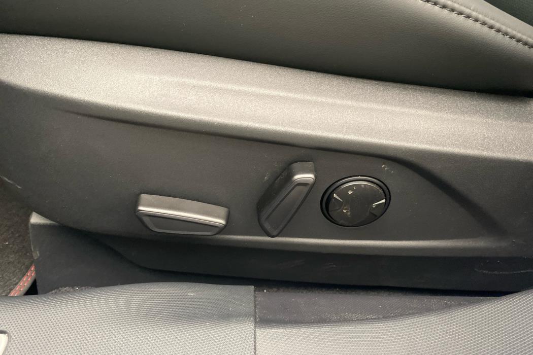 FORD Mustang Mach-E 2025