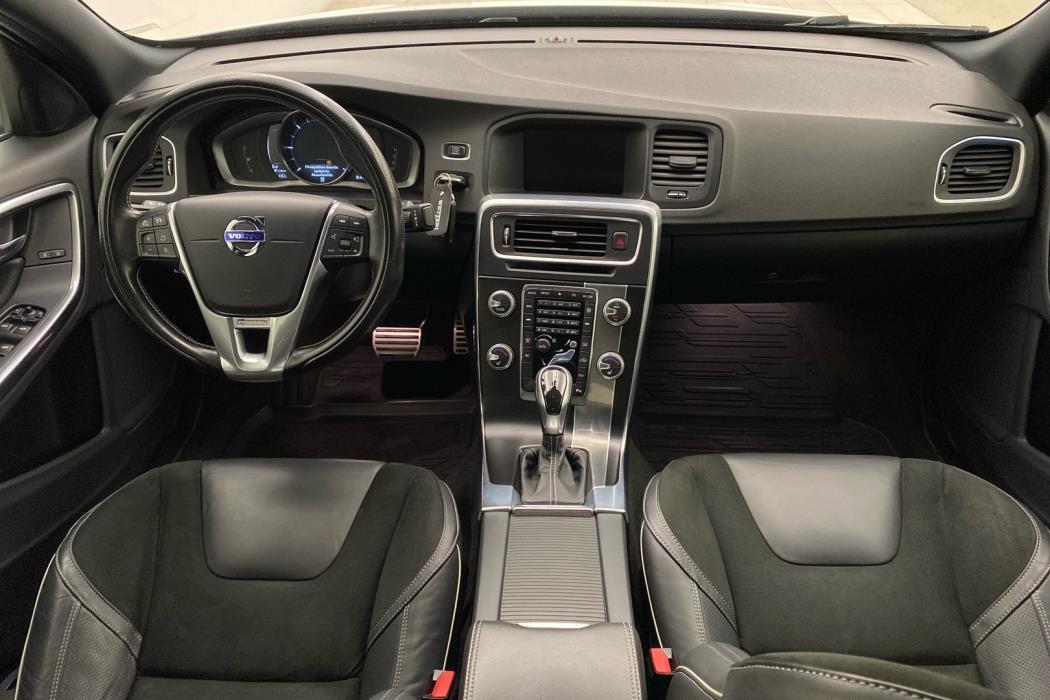 VOLVO S60 2017
