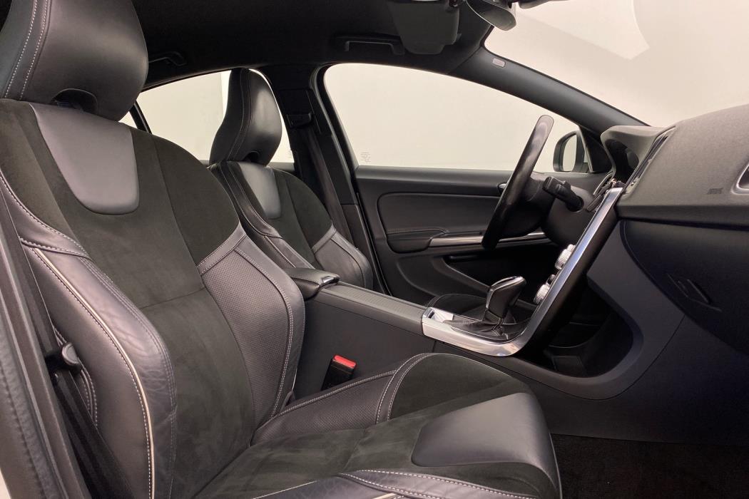 VOLVO S60 2017