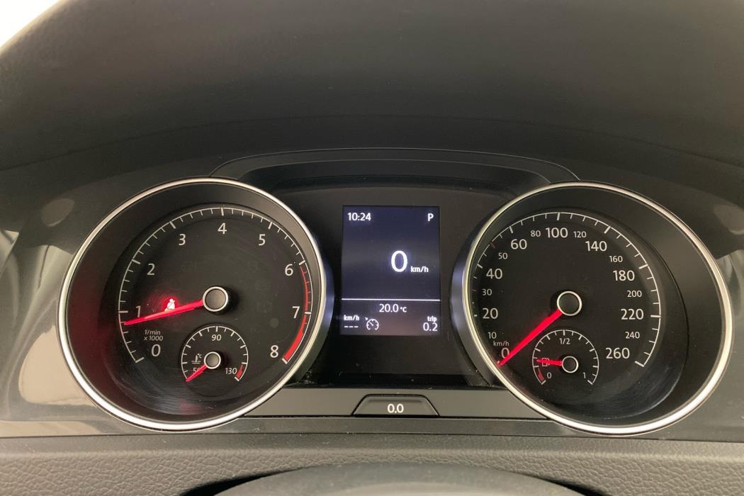 VOLKSWAGEN Golf 2020
