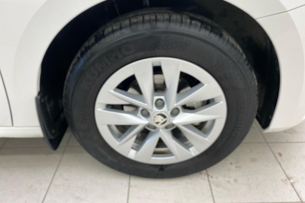 SKODA Fabia 2023