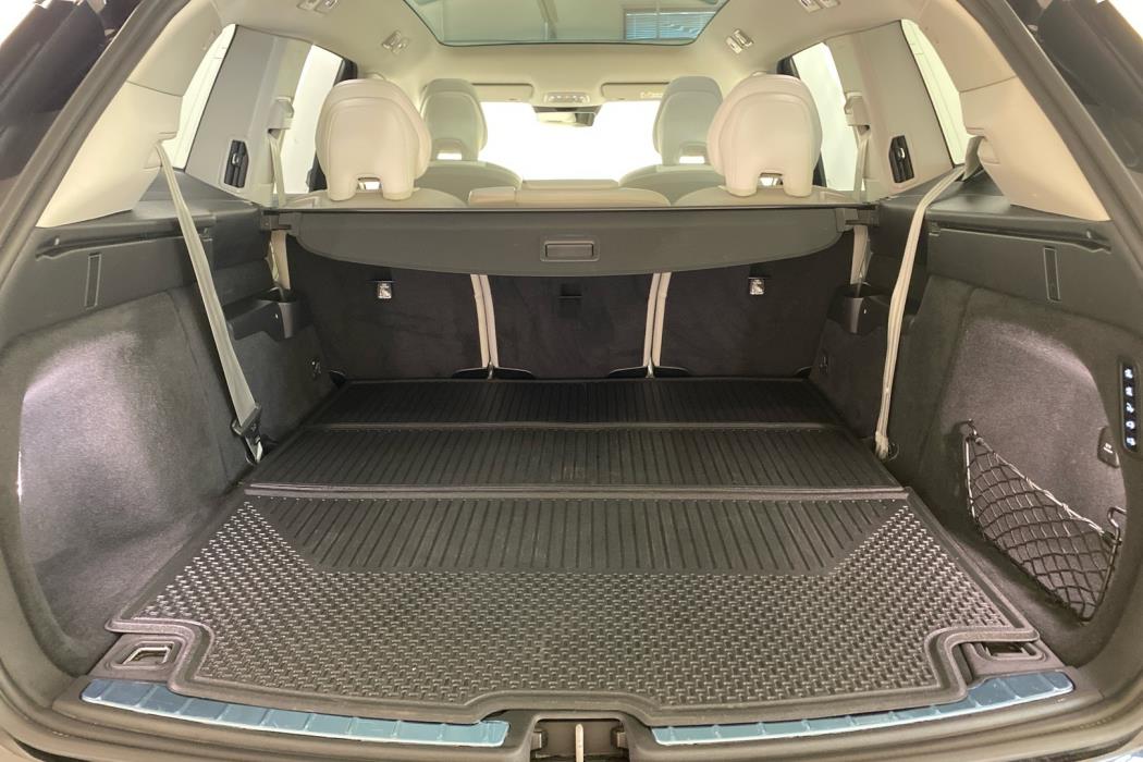 VOLVO EX90 2025