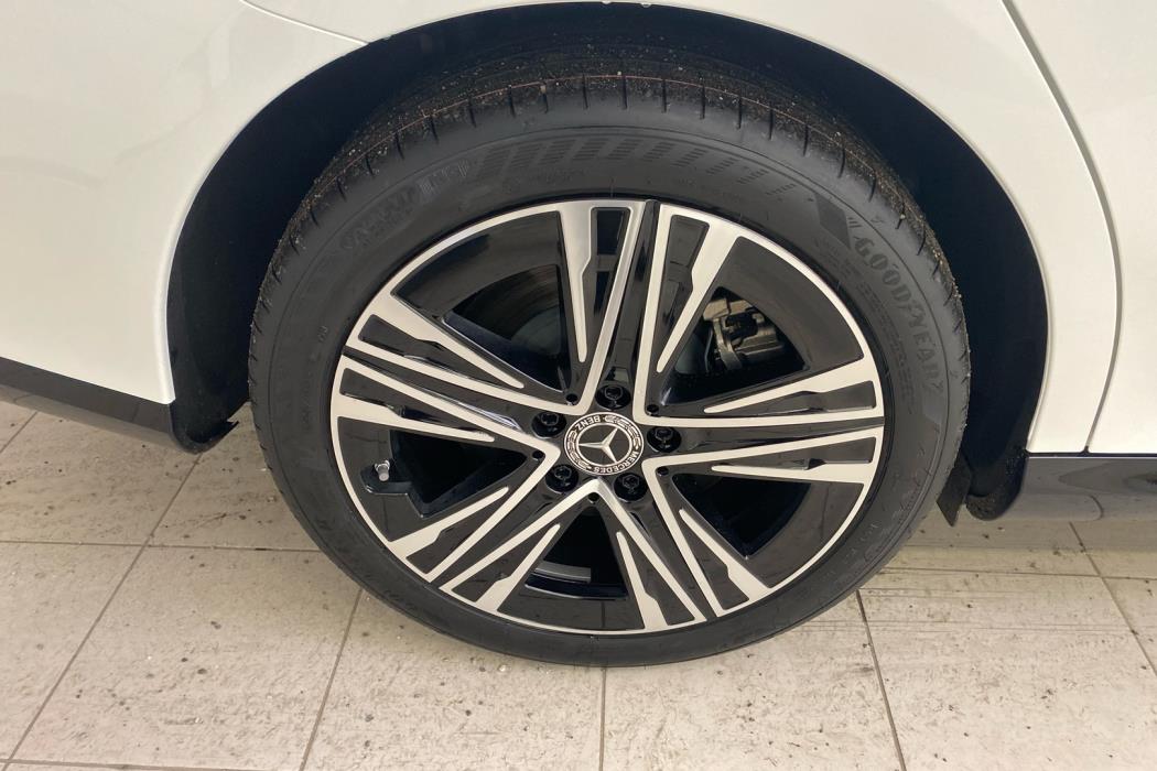 MERCEDES-BENZ CLA 2026