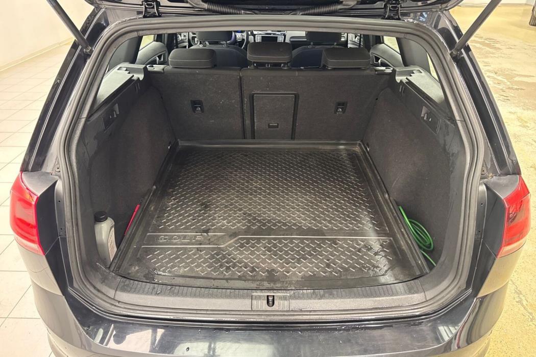 VOLKSWAGEN Golf 2015