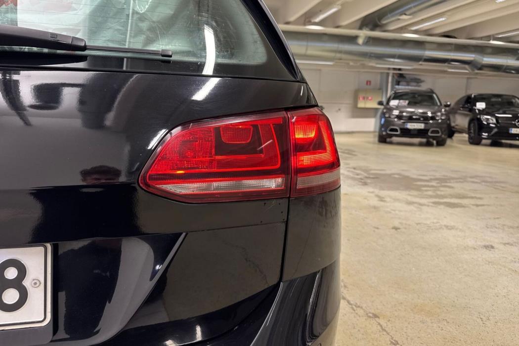 VOLKSWAGEN Golf 2015