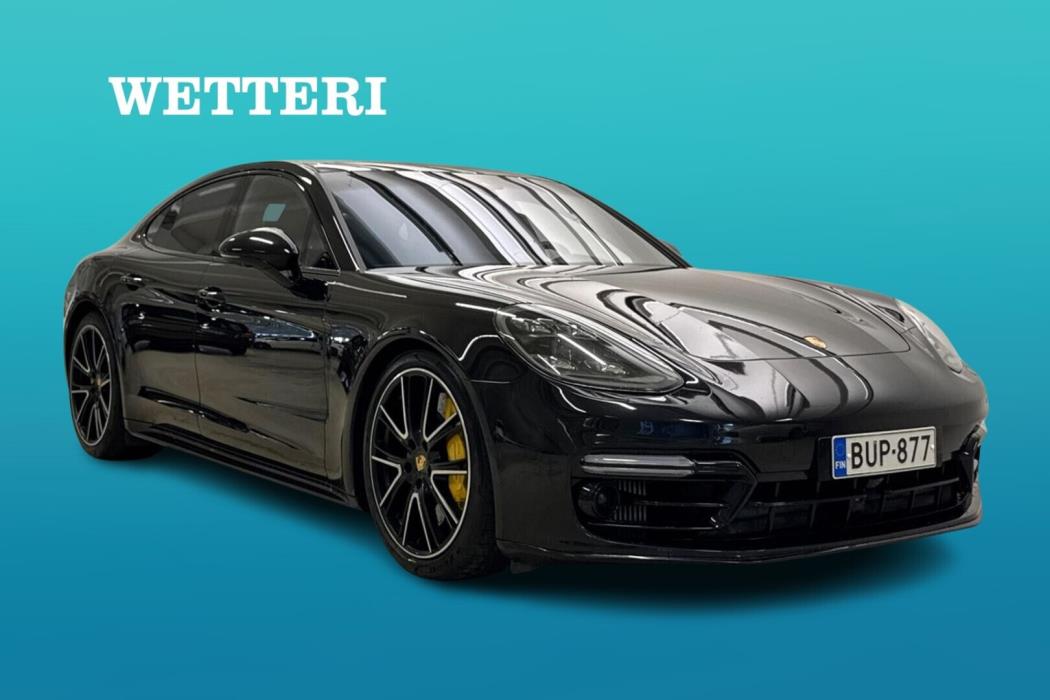 PORSCHE Panamera 2018