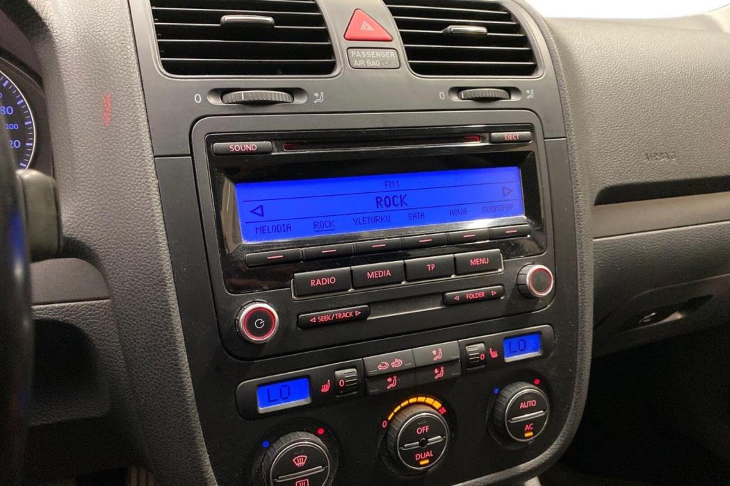VOLKSWAGEN Golf 2008