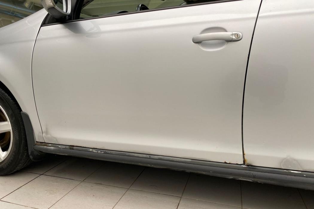 VOLKSWAGEN Golf 2008