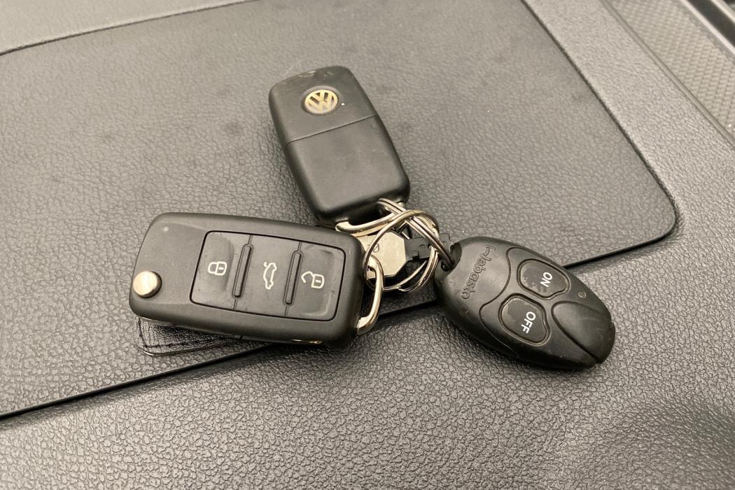 VOLKSWAGEN Caddy 2012