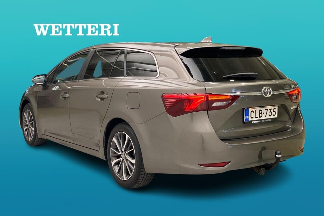 TOYOTA Avensis 2017