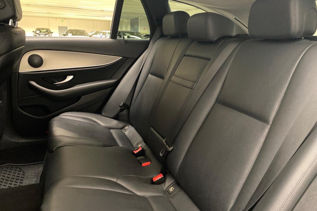 MERCEDES-BENZ E 2017