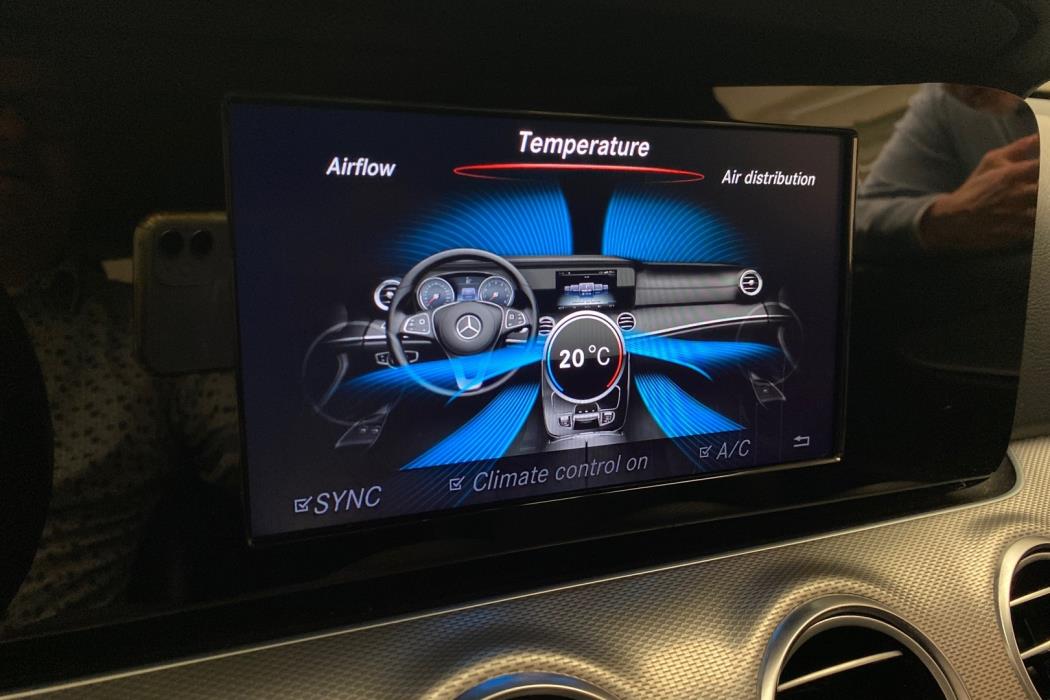 MERCEDES-BENZ E 2017