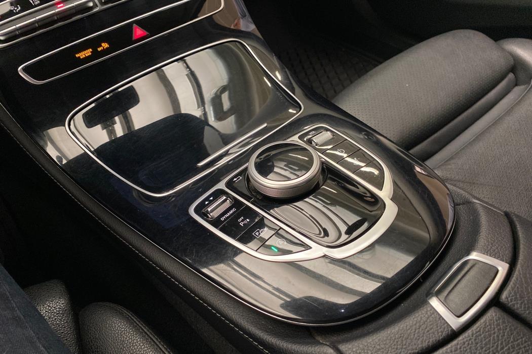 MERCEDES-BENZ E 2017