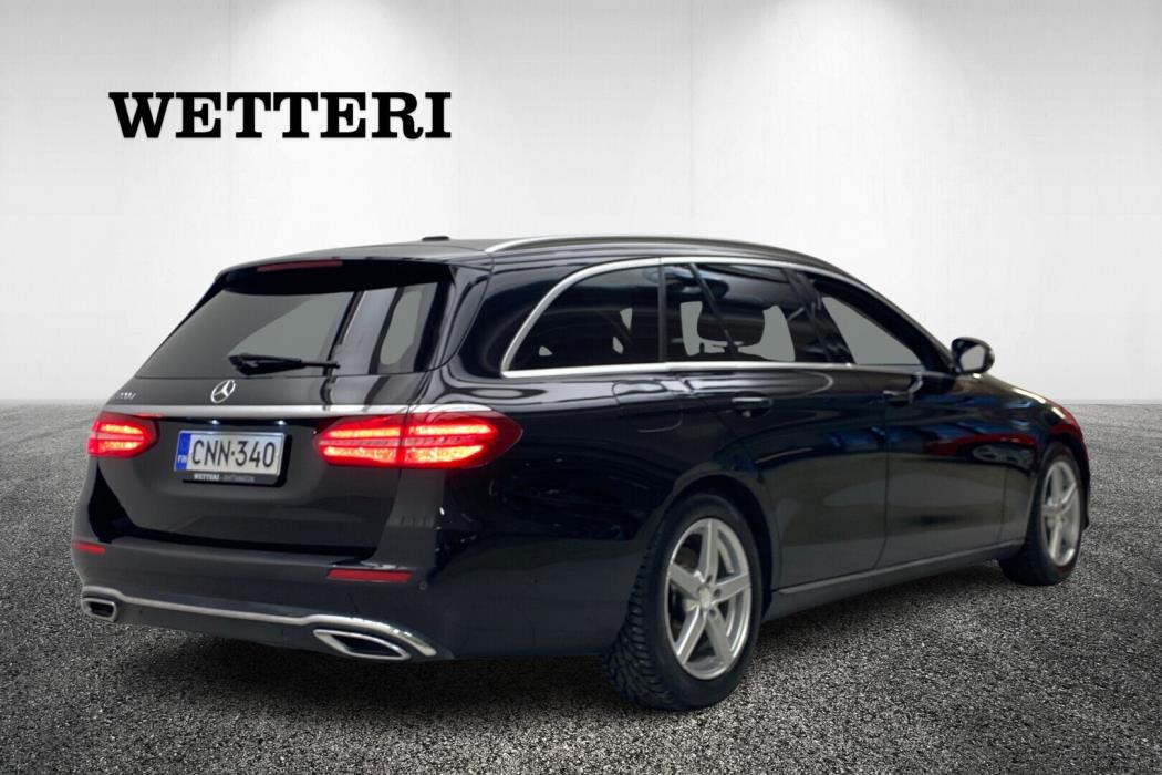MERCEDES-BENZ E 2017