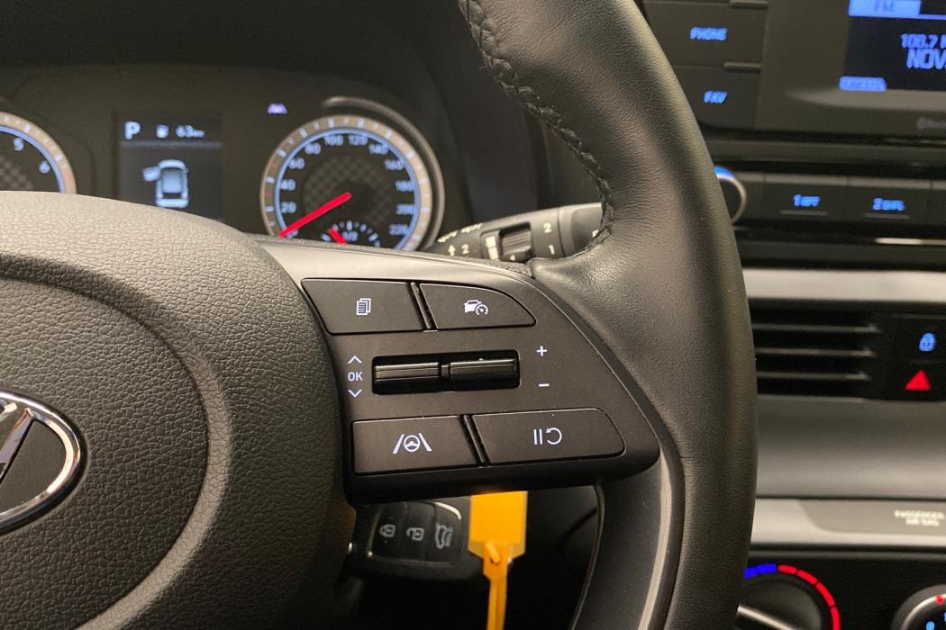 HYUNDAI i20 Hatchback 2023