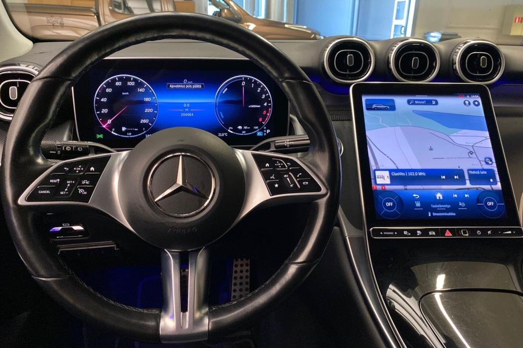 MERCEDES-BENZ GLC 2023