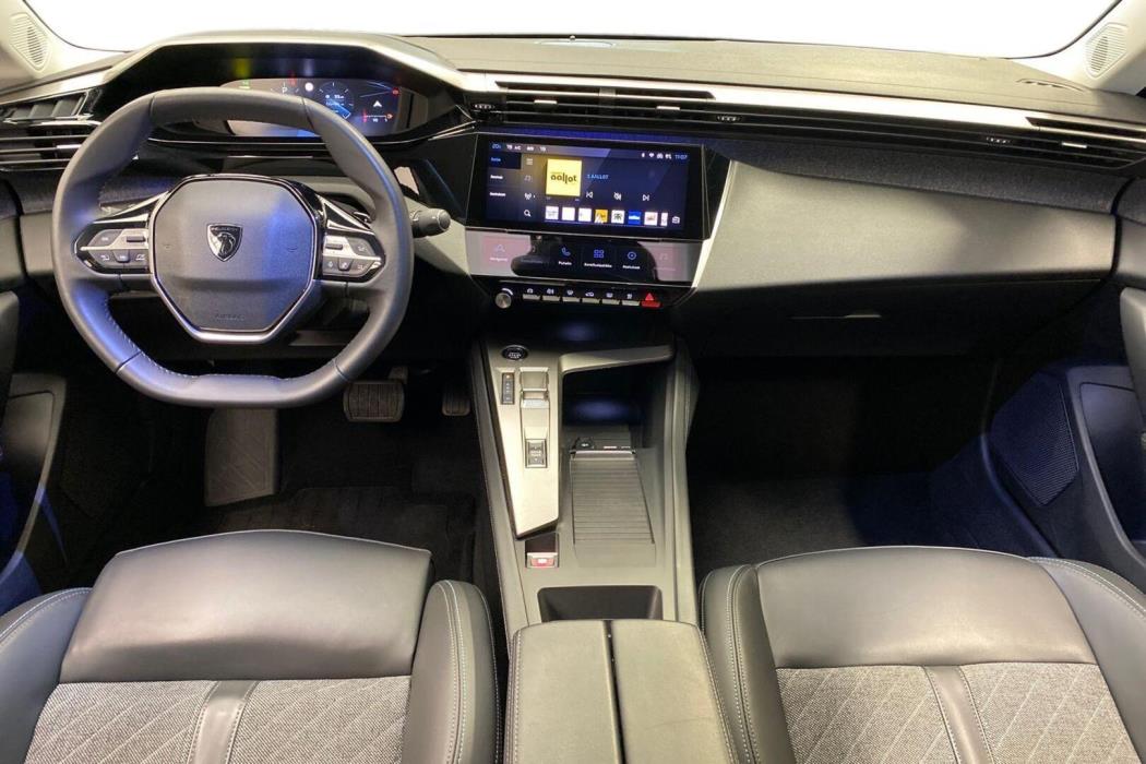 PEUGEOT 408 2023
