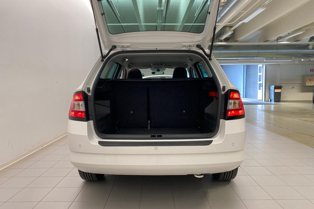 SKODA Fabia 2015