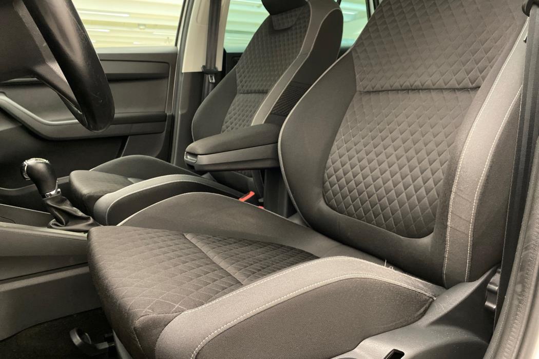 SKODA Fabia 2015