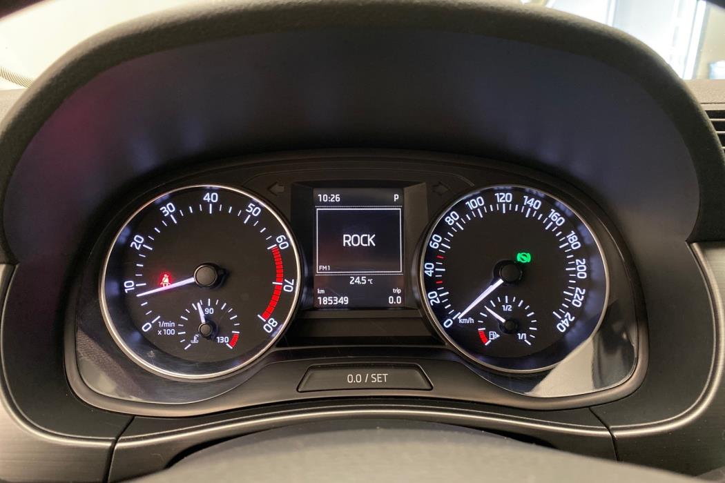 SKODA Fabia 2015