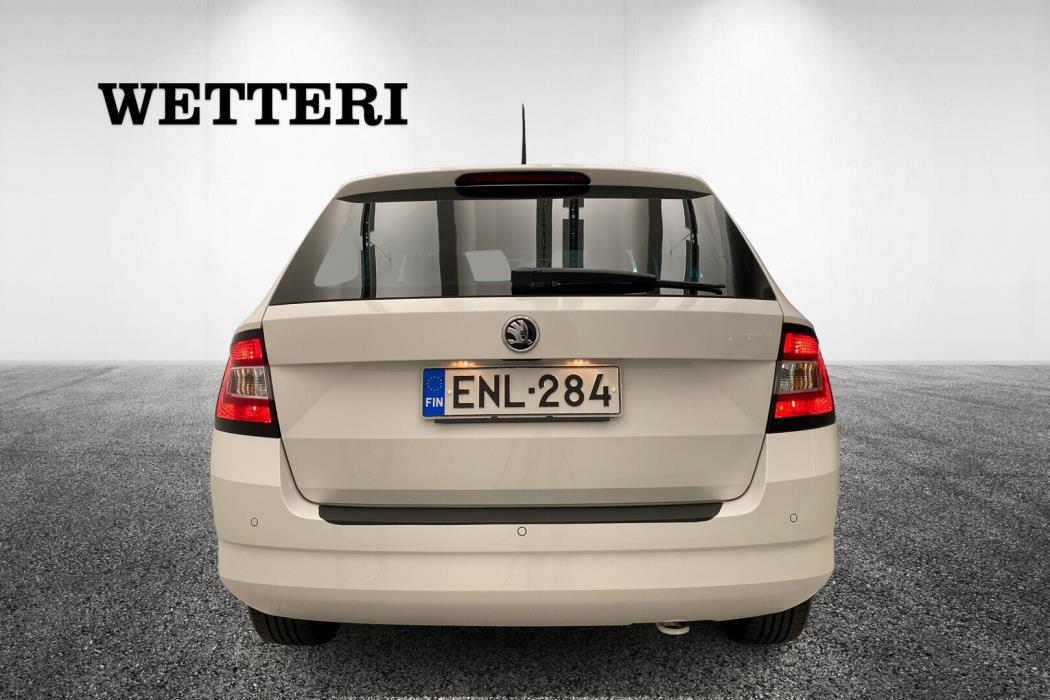 SKODA Fabia 2015