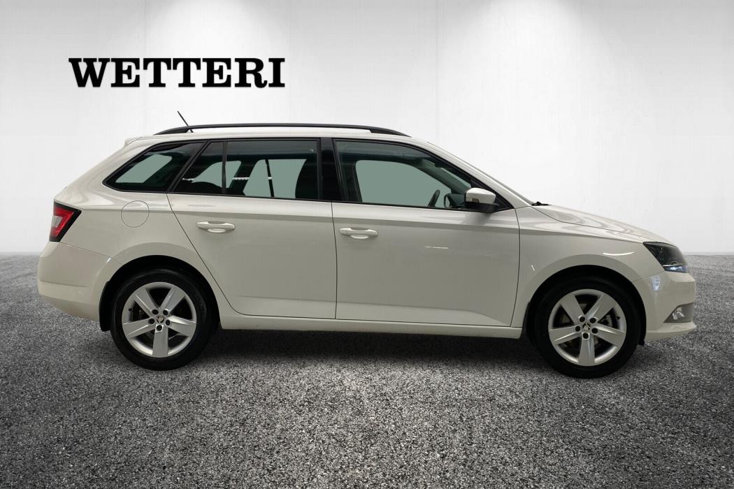 SKODA Fabia 2015