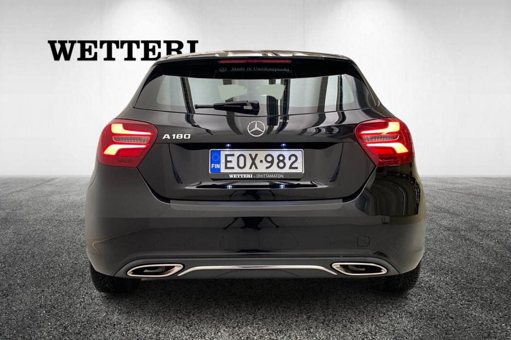 MERCEDES-BENZ A 2017