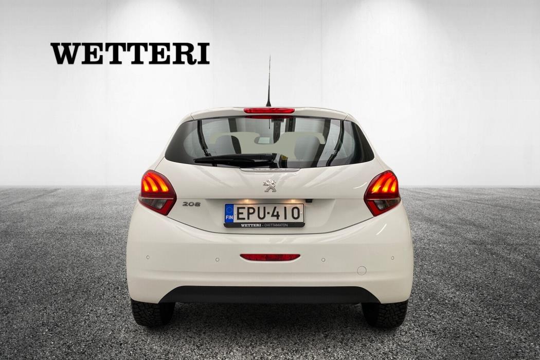 PEUGEOT 208 2018