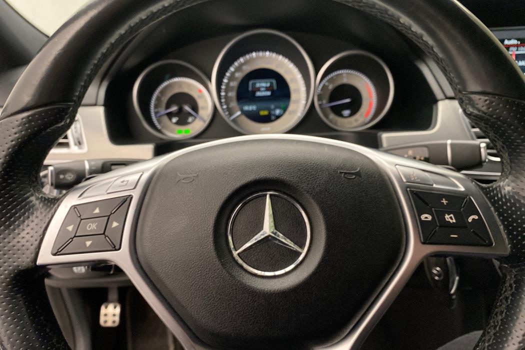 MERCEDES-BENZ E 2015