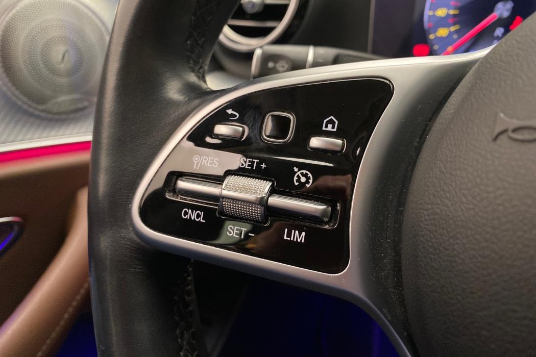 MERCEDES-BENZ E 2019