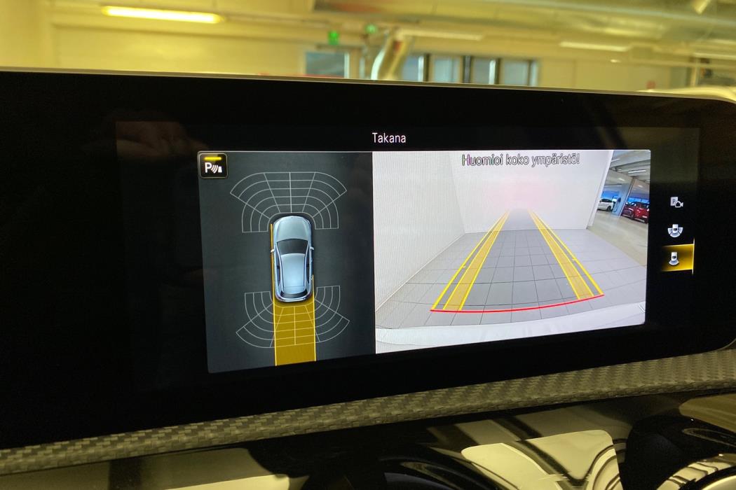 MERCEDES-BENZ A 2020