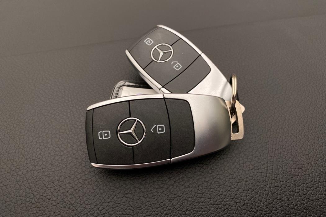 MERCEDES-BENZ A 2020