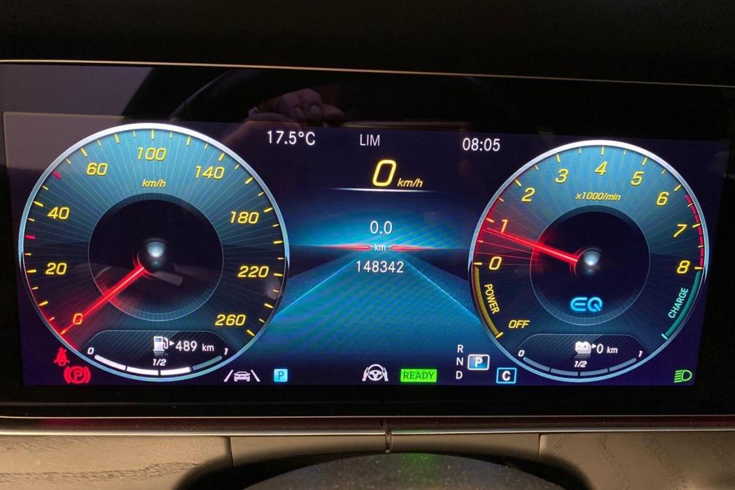 MERCEDES-BENZ E 2023