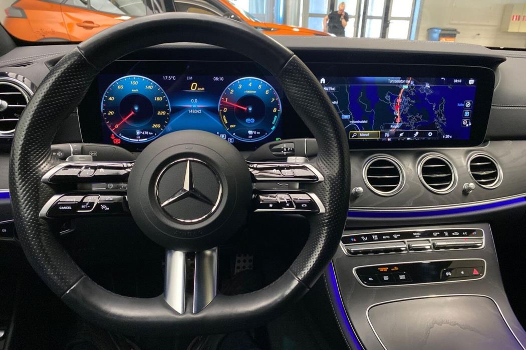 MERCEDES-BENZ E 2023