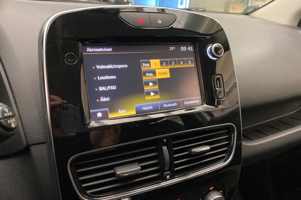 RENAULT Clio 2017