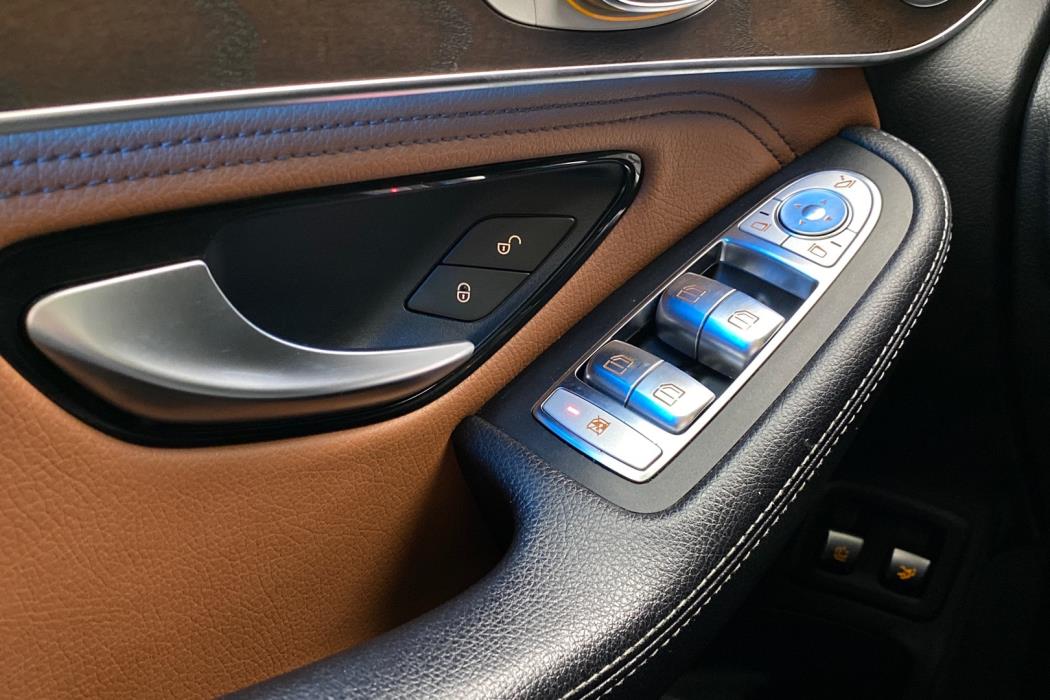 MERCEDES-BENZ GLC 2018