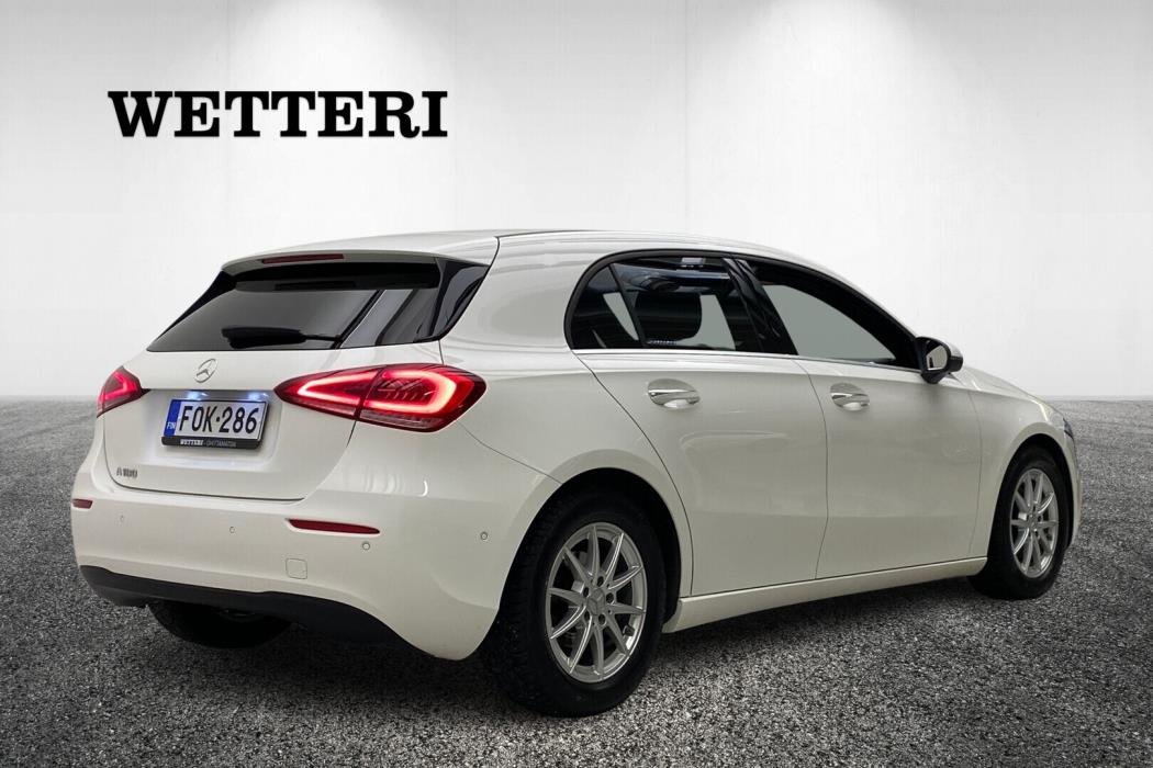 MERCEDES-BENZ A 2020