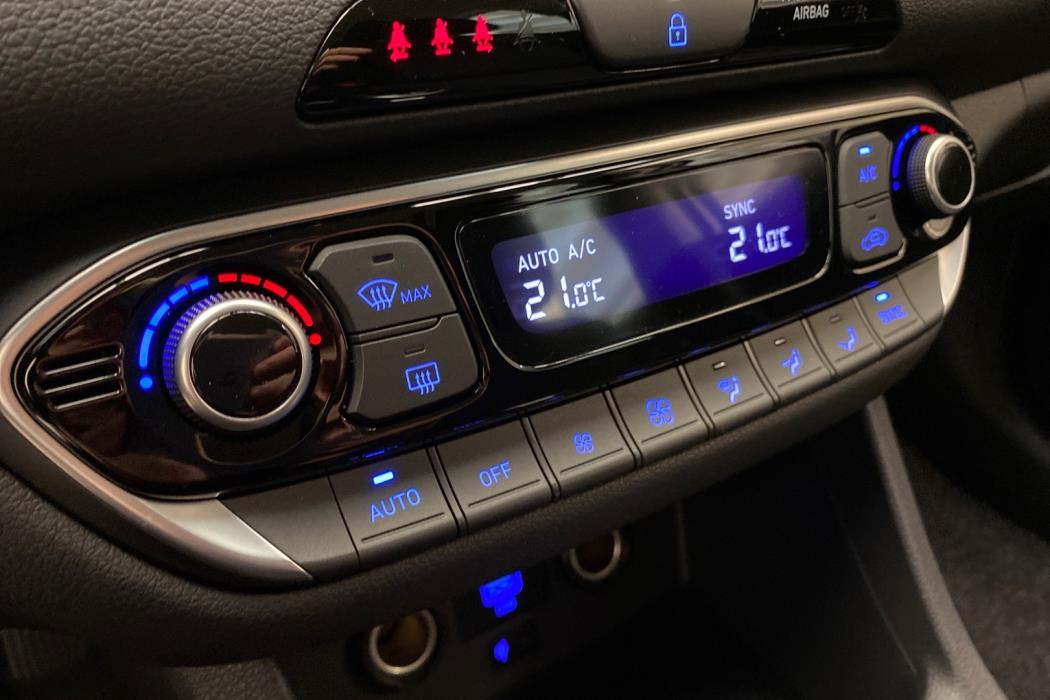 HYUNDAI i30 Hatchback 2024