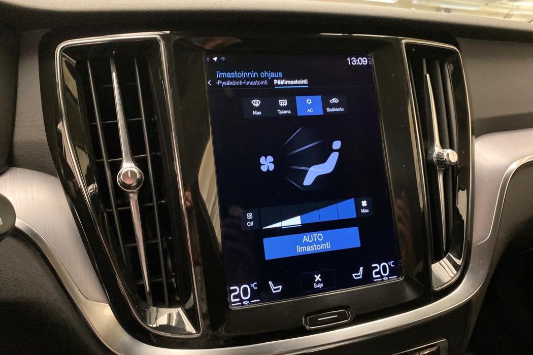 VOLVO V60 Cross Country 2022