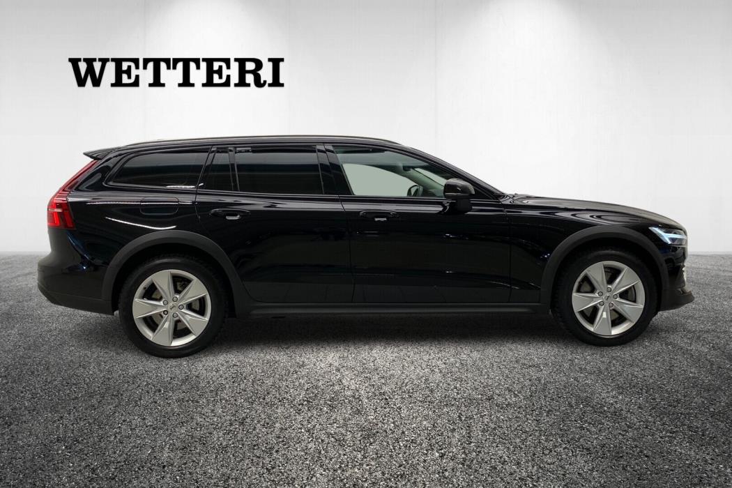 VOLVO V60 Cross Country 2022