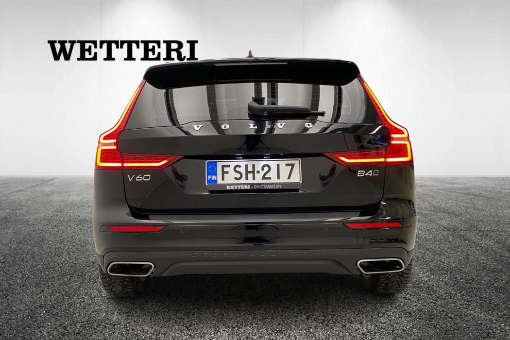 VOLVO V60 Cross Country 2022