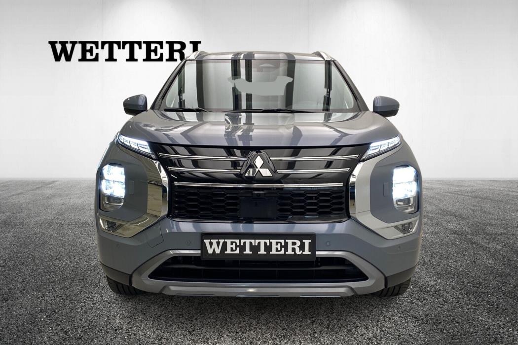 MITSUBISHI Outlander 2025