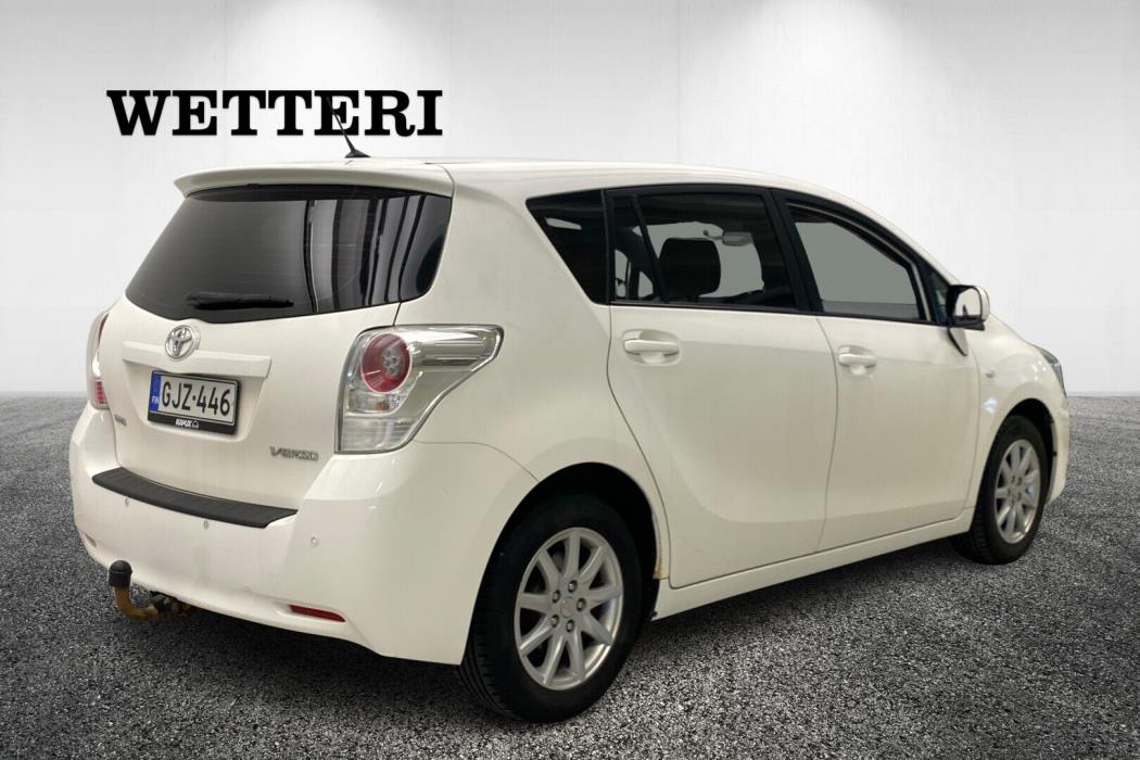 TOYOTA Verso 2011