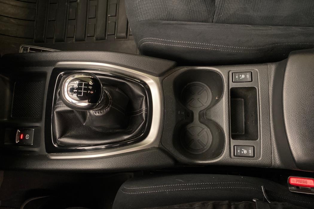 NISSAN X-Trail 2016